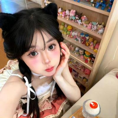 新宿春晓 海报